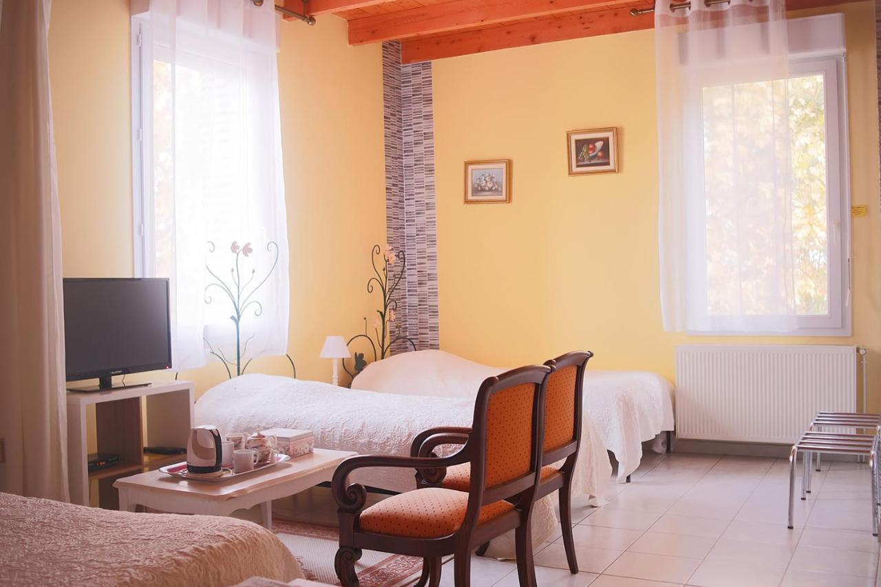 Domaine De L'Ile - Gites Et Chambres D'Hotes Castelsarrasin Zewnętrze zdjęcie